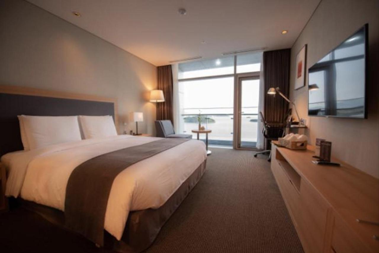 Hidden Bay Hotel Yeosu Bagian luar foto