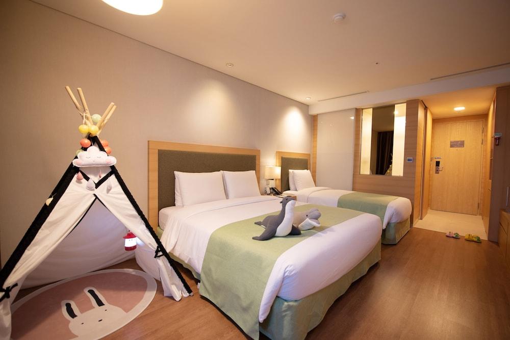 Hidden Bay Hotel Yeosu Bagian luar foto