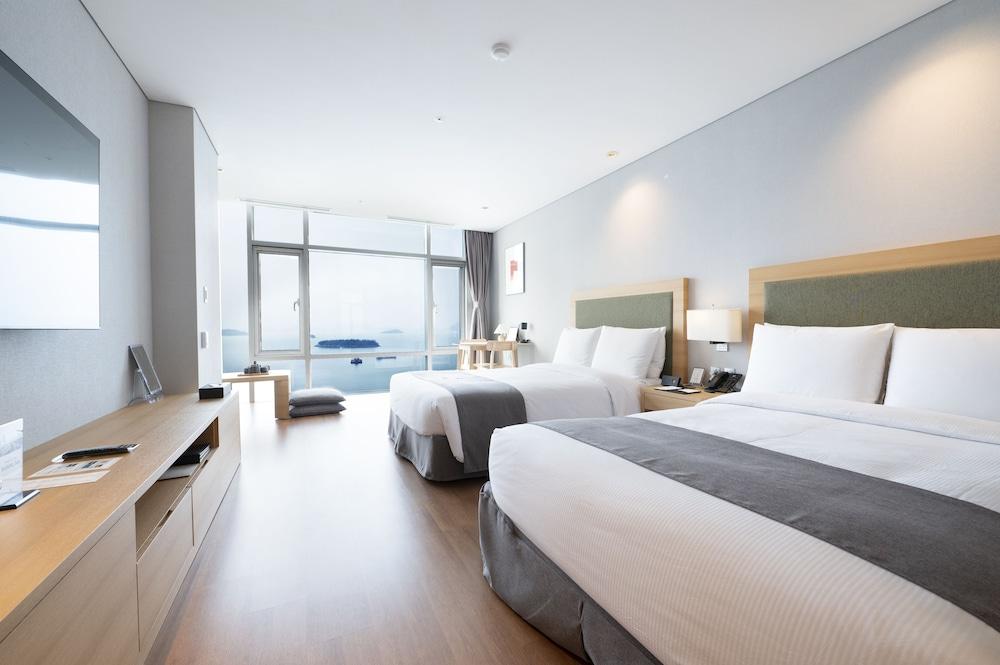 Hidden Bay Hotel Yeosu Bagian luar foto