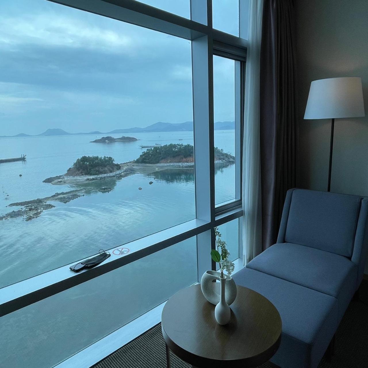 Hidden Bay Hotel Yeosu Bagian luar foto