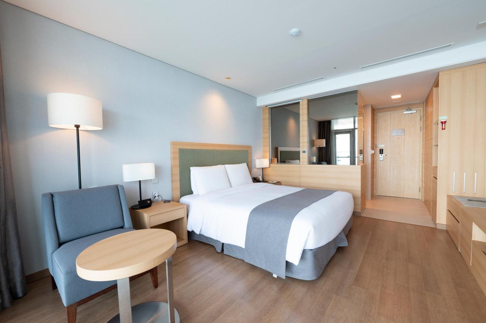 Hidden Bay Hotel Yeosu Bagian luar foto