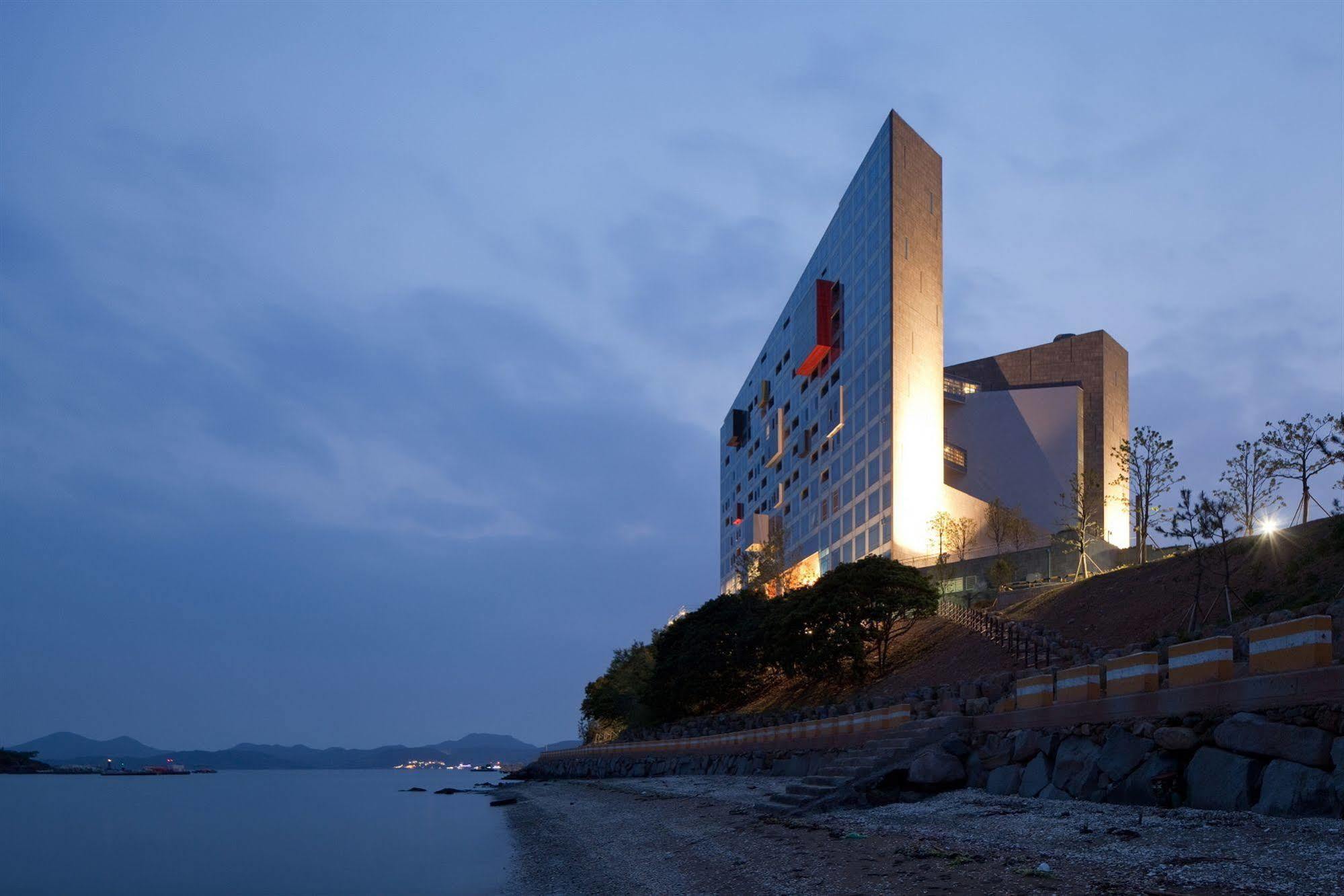Hidden Bay Hotel Yeosu Bagian luar foto