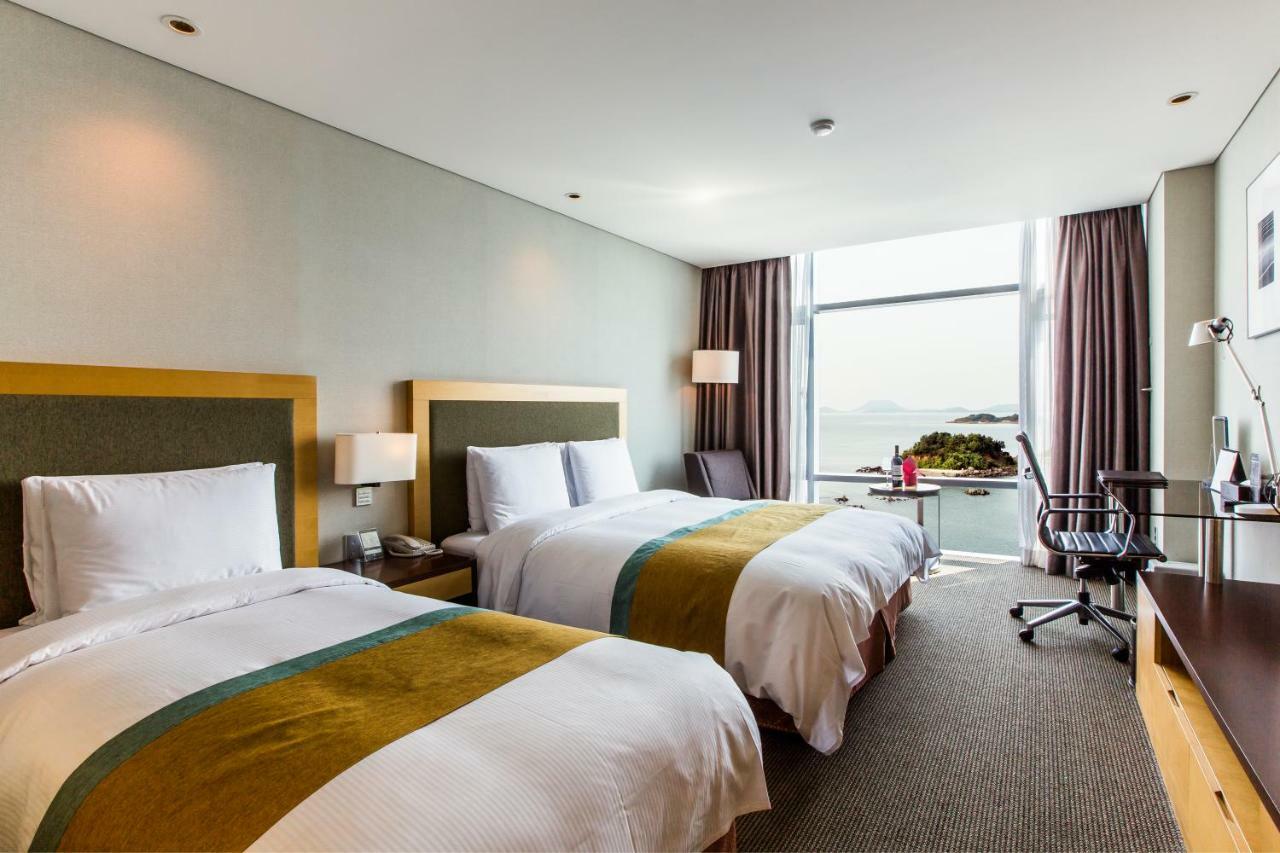 Hidden Bay Hotel Yeosu Bagian luar foto