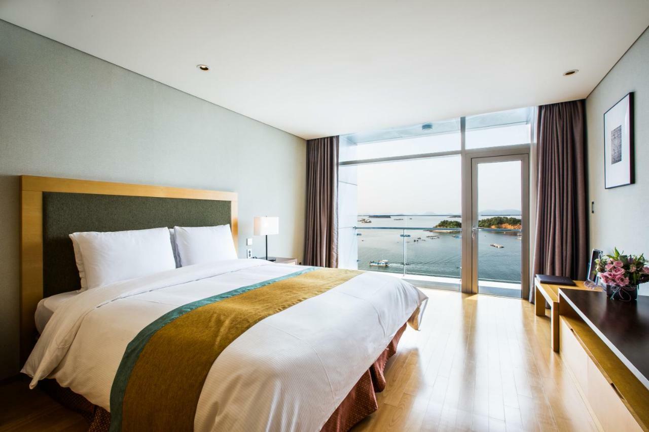 Hidden Bay Hotel Yeosu Bagian luar foto